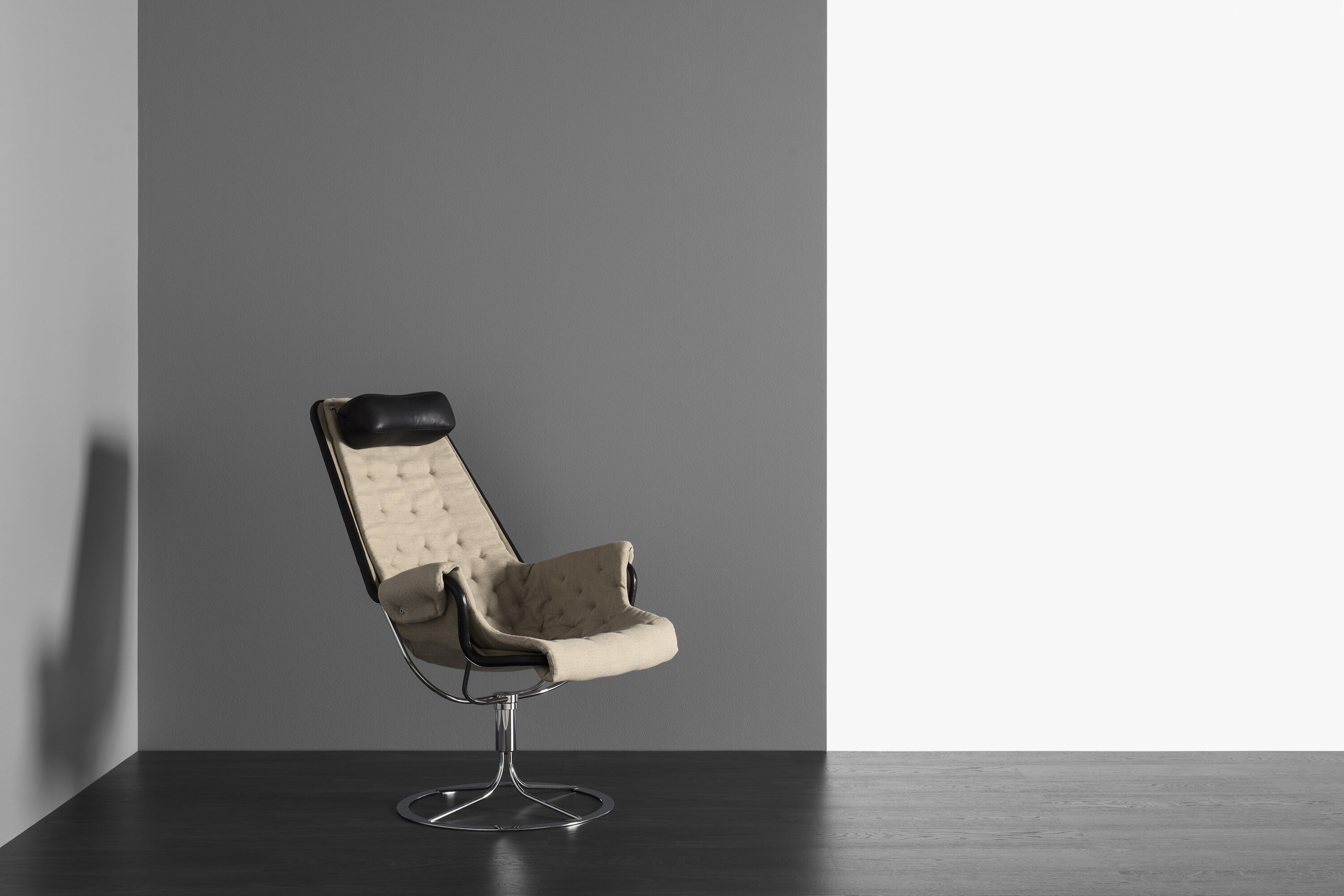 furniture_easy chair_jetson_chrome-match dakota 88_PI_1